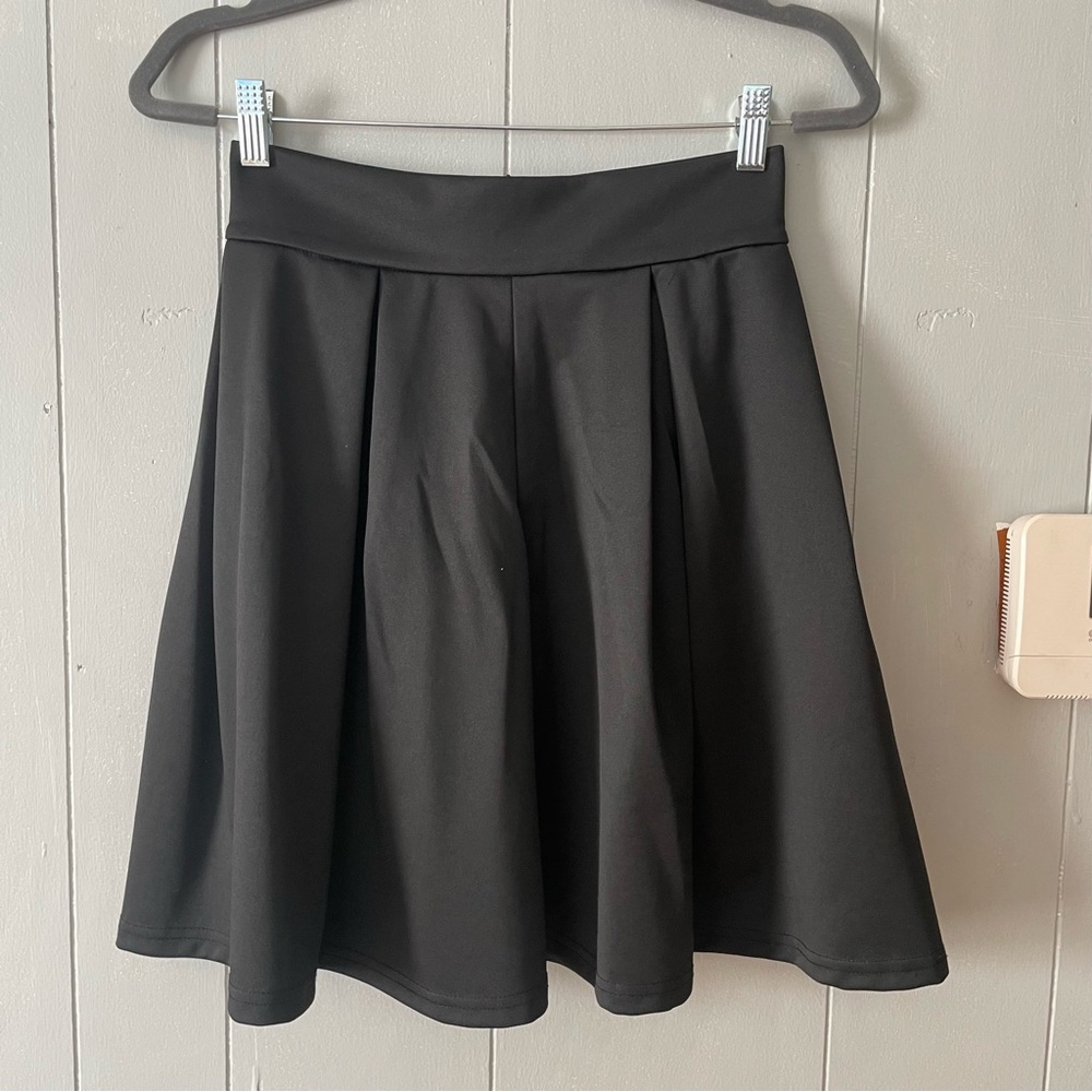 Elegant Black Women's Skirt